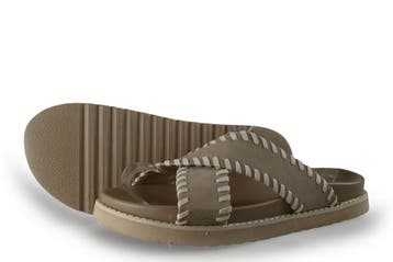 Posh Slippers in maat 43 Beige, Kleding | Dames, Schoenen, Slippers, Verzenden, Beige, Zo goed als nieuw