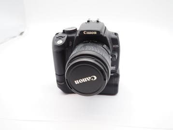 Canon eos 350D camera + 18-55mm lens + batterygrip