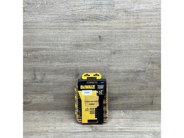 Veiling - DeWalt DT70802-QZ TOUGH CASE medium X1 (leeg)
