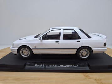 MCG 1:18 - Voiture miniature - Ford Sierra RS Cosworth 4x4, Nieuw