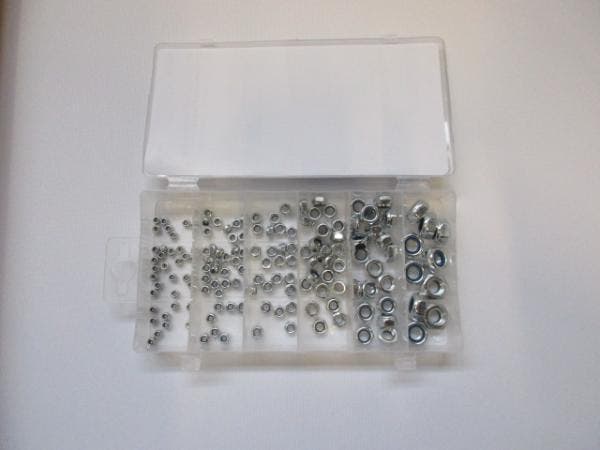 Veiling - Assortiment Borgmoeren 150-delig M3 t/M M10, Bricolage & Construction, Quincaillerie & Fixations