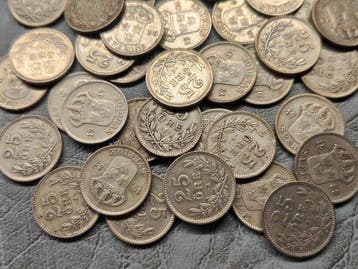 Zweden. Lot of 50 silver coins, 25 Öre 1910/1941 (Zonder, Gestempeld
