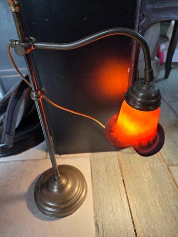 Lampe de table - Laiton, pate de verre, Antiquités & Art