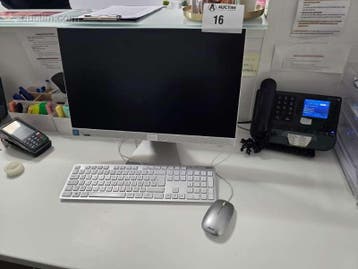 All-in-one computers (2x) ASUS V222G