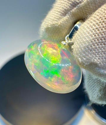 Opaal Sieraden - Hoogte: 18.5 mm - Breedte: 15 mm- 0.96 g -
