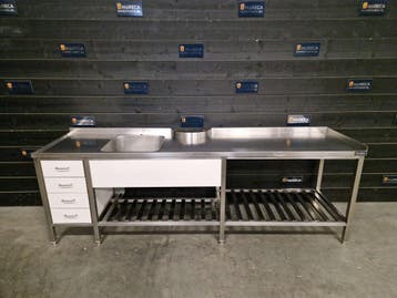 Werkbank | wastafel | trespa | RVS | 286 cm | horeca