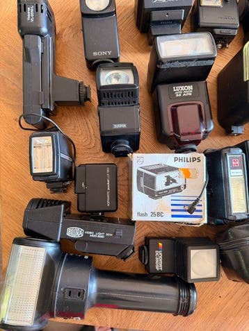 Philips, Metz, Bauer, Agfa, National, Bilora, Tokina, Sony,, Nieuw