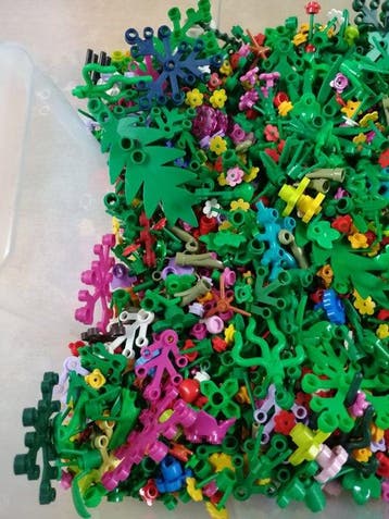 Lego - geen serie - Partij planten en bloemen +/- 500 gram -, Nieuw