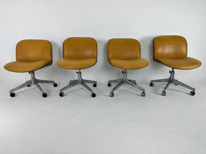 MIM (Mobili Italiani Moderni) - Chaise - Métal, Bois, Cuir, Antiek en Kunst, Kunst | Designobjecten