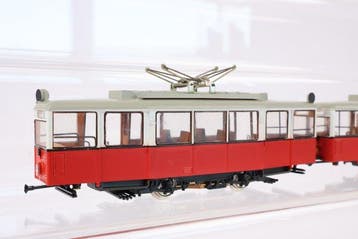 Liliput H0 - Tramway miniature (1) - Tram à deux pièces