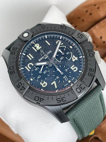 Breitling - Avenger B01 Chronograph 46 Night Mission -