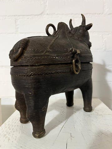 sculptuur, stier Nandi - 24 cm - Brons