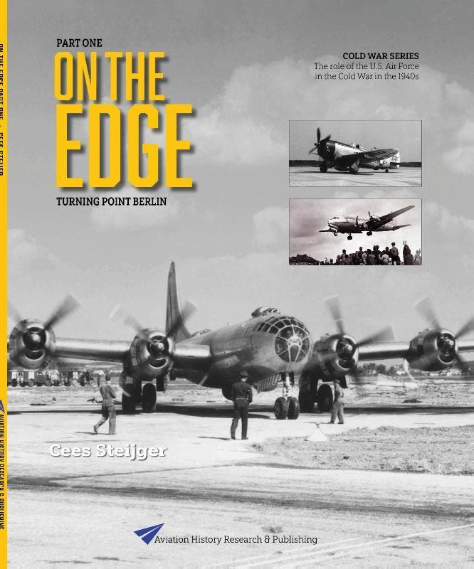 Cold War Series- On the Edge 9789090376264 Cees Steijger, Boeken, Taal | Engels, Gelezen, Verzenden