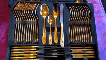Feiertagsbesteck: Goldenes Toscana de Luxe Besteckset,