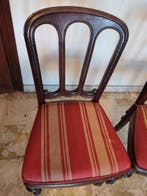 Zitgroep (4) - Walnoot - Set van 4 stoelen