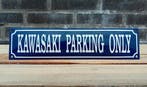 Kawasaki parking only, Verzenden