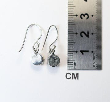 Ethiopisch opaal / Welo-opaal 2 oorhangers / cabochon /, Verzamelen
