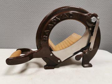 Raadvad - Broodsnijmachine - 294 - Hout, Staal, IJzer