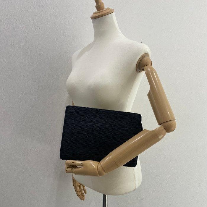 Louis Vuitton - Pochette, Handtassen en Accessoires, Tassen | Damestassen