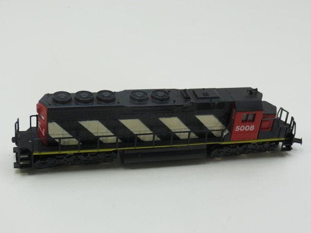 Schaal H0 Model Power 6802 CN Loco SD-40-2 #560 (H0 (1:87)), Hobby en Vrije tijd, Modeltreinen | H0, Gelijkstroom, Locomotief
