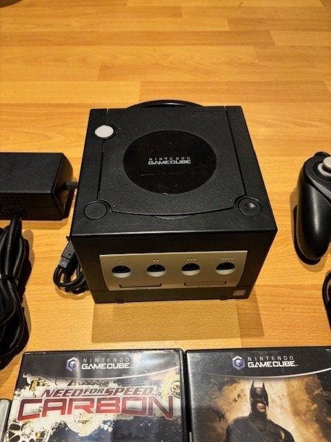 Nintendo - Gamecube - GameCube Black Edition met 2, Games en Spelcomputers, Spelcomputers | Overige Accessoires