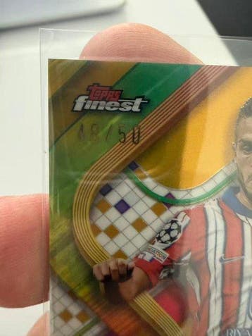2024/25 Topps Finest Koke 48/50 Gesigneerde kaart,, Nieuw