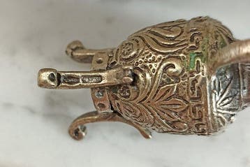 Figuur - Miniatura anfora ornamentale - .800 zilver