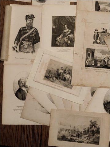 Onbekende kunstenaar - Large Collection of 34 Antique Prints