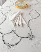 Nappe (13) - 255 cm - 180 cm - Nappe en dentelle au tatting