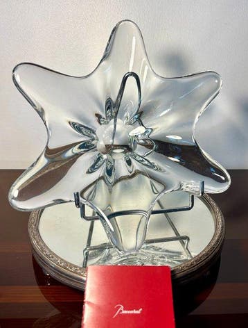 Baccarat - Plat - Cristal, Antiquités & Art