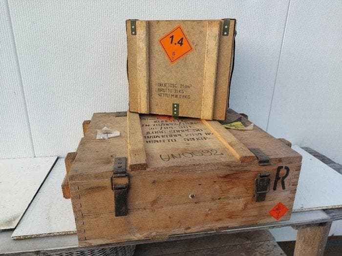 Kist (2) - Hout - legerkist militair, Antiek en Kunst, Curiosa en Brocante