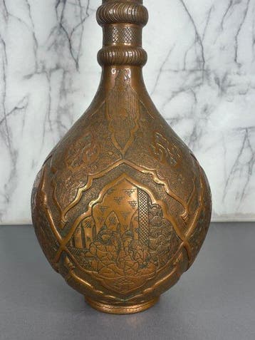 Karaf - Grote koperen Sarahi (decanteerfles) met vier