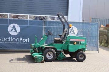 Veiling: Zitmaaier Ransomes PARKWAY 2250 Diesel, Jardin & Terrasse, Tondeuses autoportées, Ophalen