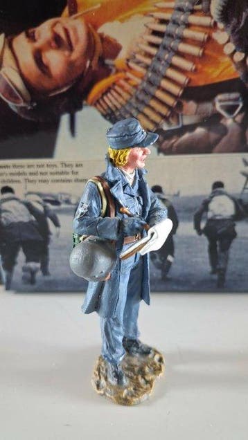 King & Country - Tinnen soldaat - LW007 Luftwaffe-Helferin -, Nieuw
