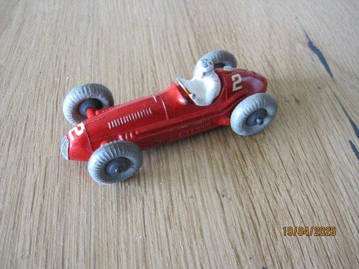Dinky Toys 1:43 - Modelauto (3) - Maserati; Talbot Lago;, Hobby en Vrije tijd, Modelauto's | 1:5 tot 1:12
