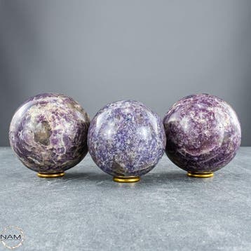 Ensemble de boules en pierre de licorne – Trois sphères