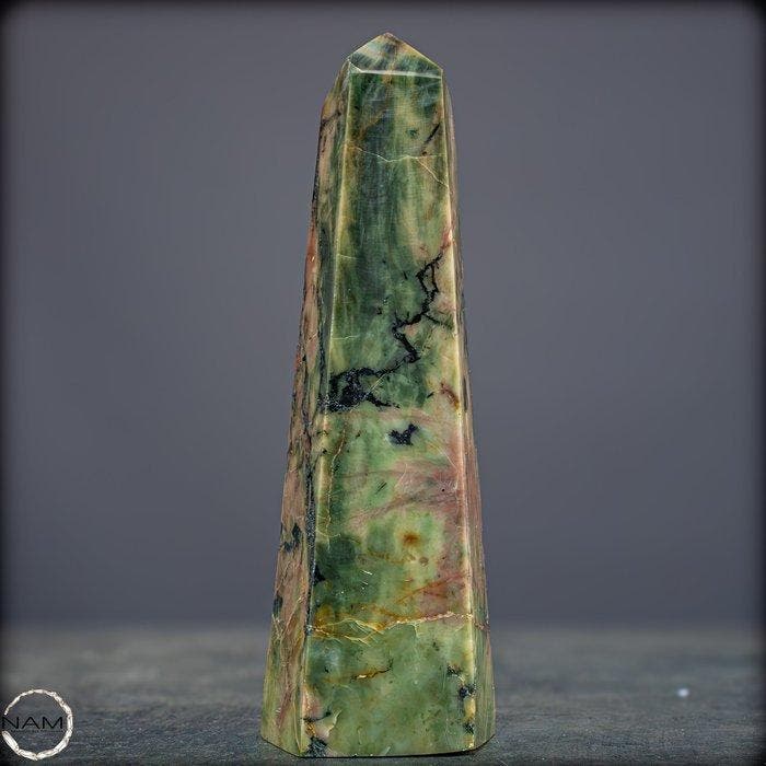 Majestueus smaragdobelisk uit de legendarische Muzo-mijn –, Antiquités & Art, Curiosités & Brocante