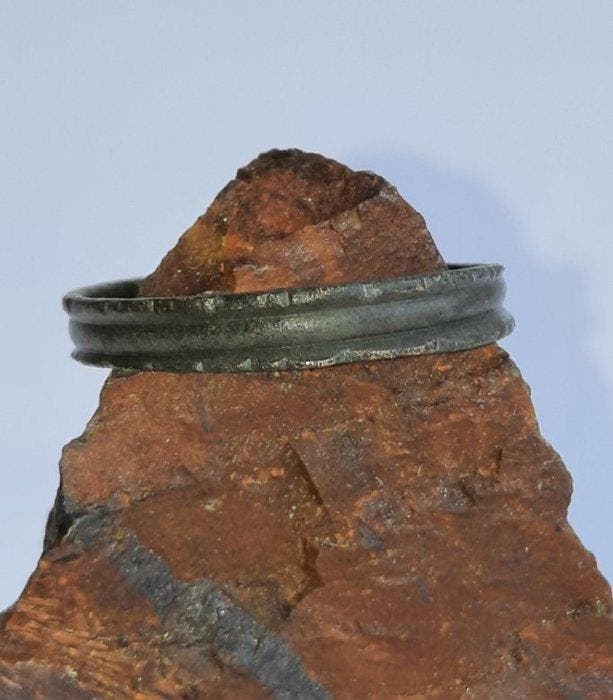 Médiéval Bronze Bague de mariage. Excellent état. (Sans prix, Bijoux, Sacs & Beauté, Bijoux anciens