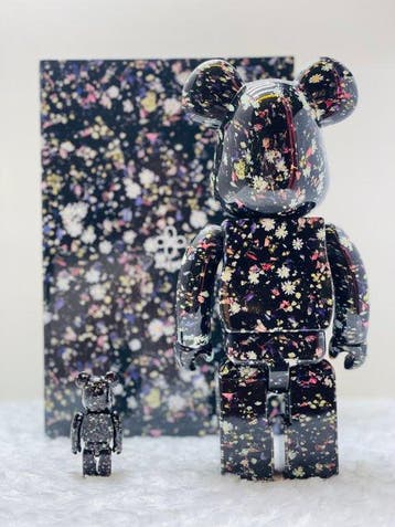 Medicom Toy - BE@RBRICK Anever (black ver.) 400% & 100%, Antiek en Kunst