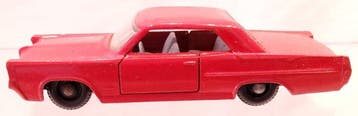Matchbox 1:64 - Voiture miniature - Pontiac Grand Prix Coupe