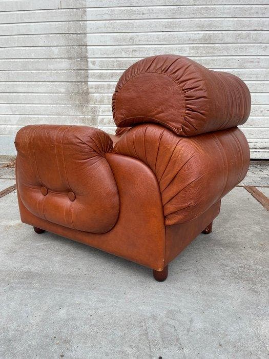 Lounge stoel - stof, Hout - Lounge stoel in Italiaans, Antiek en Kunst, Kunst | Designobjecten