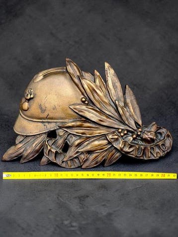 Large French WWI UNC Bronze Memorial Ornament -1920 - Bord -