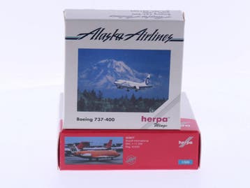 Schaal 1:500 Herpa 501309 Boeing 737-400 en Herpa 523677..., Ophalen of Verzenden