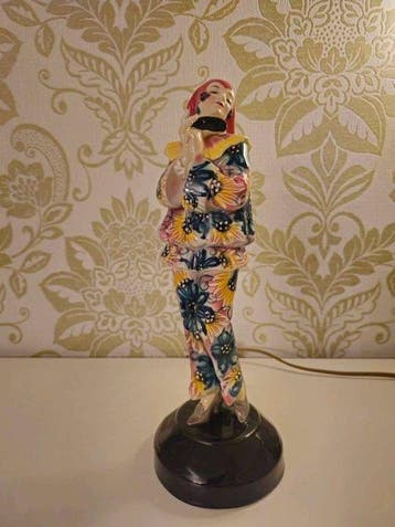 Goldscheider - Stephan Dakon - Figuur - Stehende Pierrette