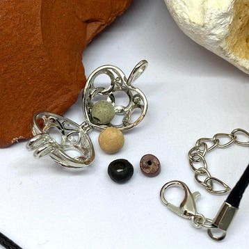 Oud-Romeins, Republiek Glas Ketting met oude Romeinse glazen, Antiek en Kunst