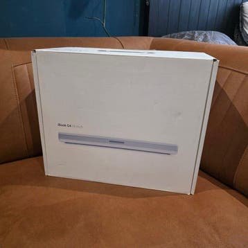 Apple iBook G4 14.1-inch 1.07GHz (Model A1055) - Macintosh -