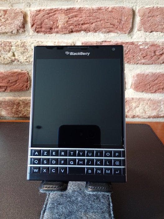 Blackberry Passport - Mobiele telefoon - In originele, Games en Spelcomputers, Spelcomputers | Overige Accessoires
