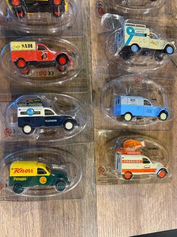 Norev 1:43 - Voiture miniature (14) - Citroën 2CV, Nieuw