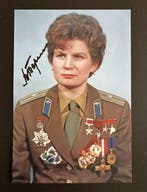 Gesigneerde foto van Valentina Tereshkova - Skylab III