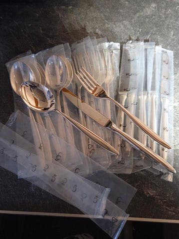 Christofle - Bestecke Orleans , NEU , Silber 150 , 18 Teile
